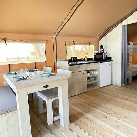 La Sirena Campsite *
