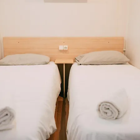 La Sirena ל'אסטרטיט